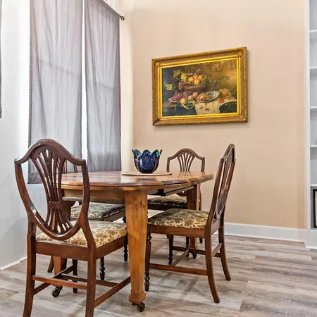 610 Franklin - Downstairs - 2 Bed, 2 Bath, Heart Of Downtown, Pet Friendly With Fee Apartment